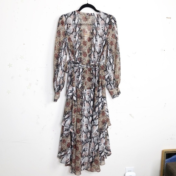 BAR 111 Blua & Tilly Multisnake print wrap dress - Picture 4 of 12